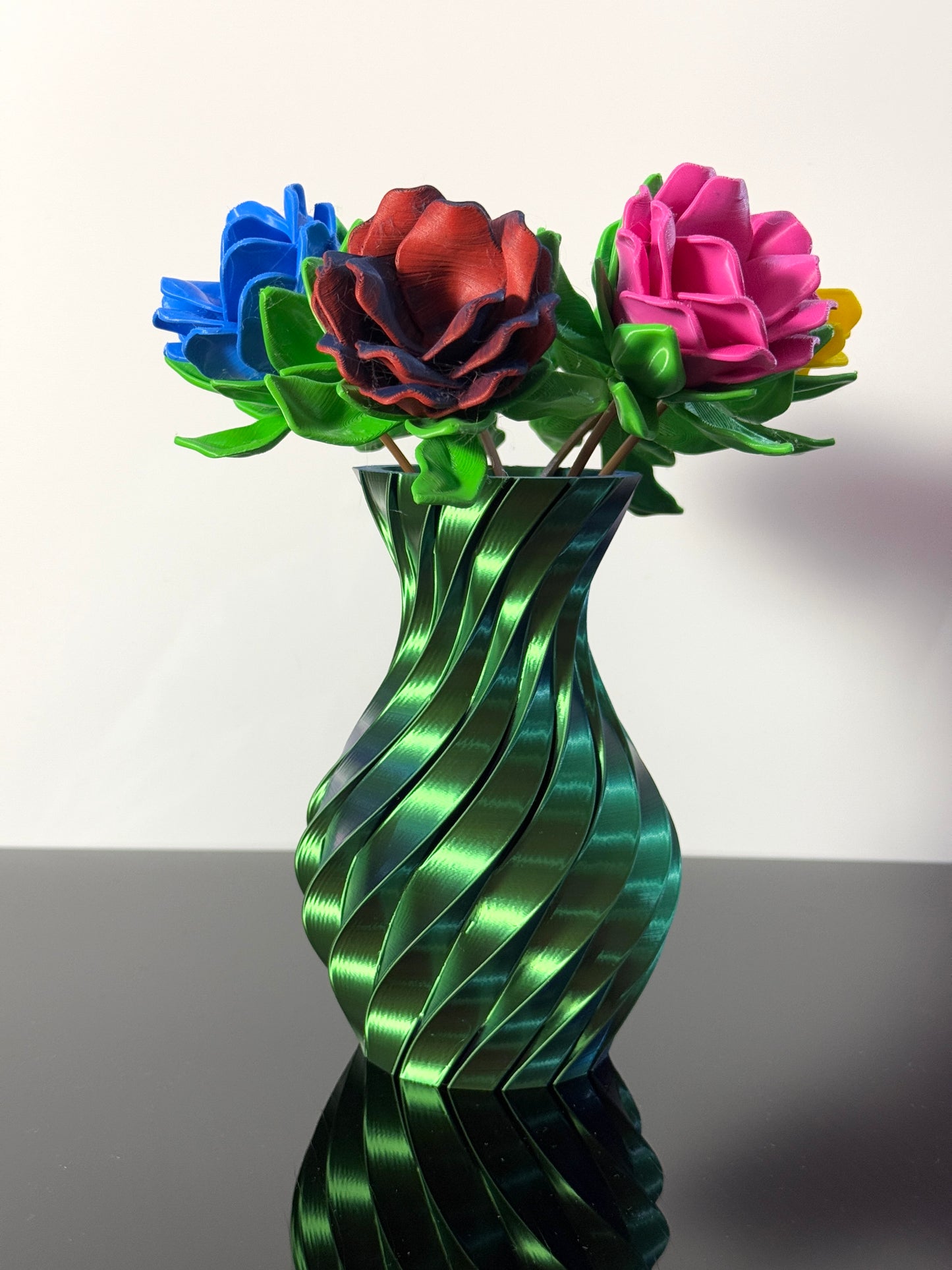 3D Printed Ombre Vase | Blue-Green Vase | Hexentrix 3D